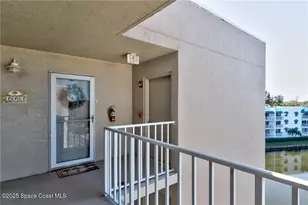 6061 N River Run Dr, Sebastian, FL 32958 - Photo 4