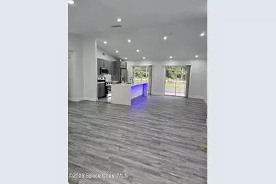 400 Koutnik Road SE, Palm Bay, FL 32909 - Photo 4