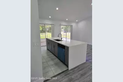 400 Koutnik Road SE, Palm Bay, FL 32909 - Photo 6