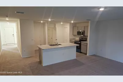 174 Fayetteville Street SW, Palm Bay, FL 32908 - Photo 2