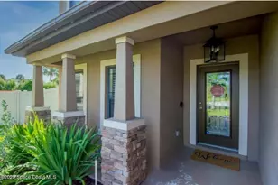 610 22nd Ave, Vero Beach, FL 32962 - Photo 2