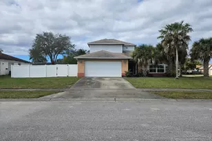 813 Pine Shadows Ave, Rockledge, FL 32955 - Photo 2