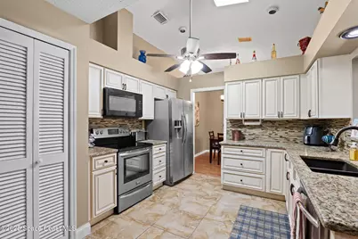 2033 Thistle Drive, Melbourne, FL 32935 - Photo 8