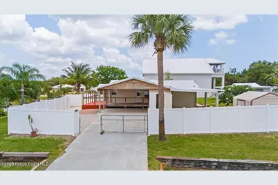 8865 Central Avenue, Micco, FL 32976 - Photo 6