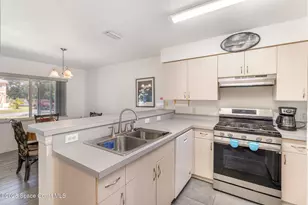 289 Erin Ln, Rockledge, FL 32955 - Photo 6