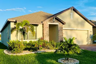 841 Old Country Rd S E, Palm Bay, FL 32909 - Photo 1