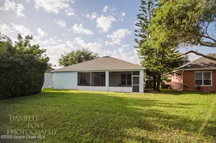 1110 8th Pl, Vero Beach, FL 32960 - Photo 4