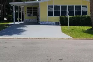 843 Sapodilla Dr, Barefoot Bay, FL 32976 - Photo 2