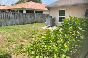 845 Hunters Creek Dr, Melbourne, FL 32904 - Photo 44