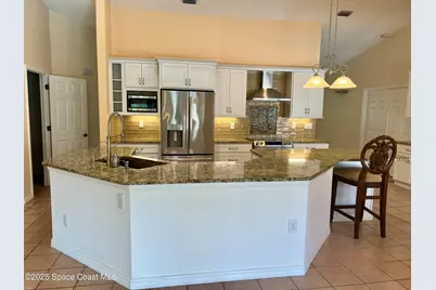 845 Hunters Creek Drive, Melbourne, FL 32904 - Photo 6