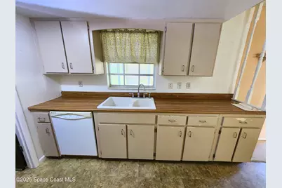 1675 Ashwood Avenue, Titusville, FL 32796 - Photo 6