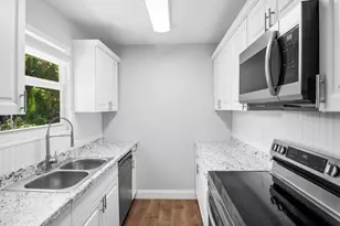 1325 17th Ct SW, Vero Beach, FL 32962 - Photo 14