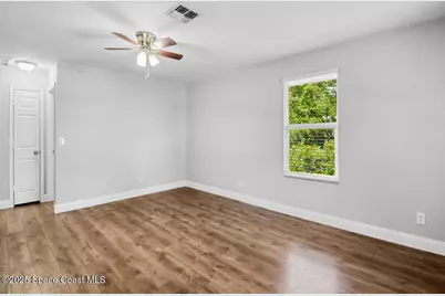 1325 17th Court SW, Vero Beach, FL 32962 - Photo 4