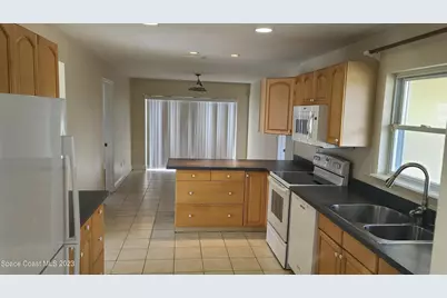 1101 Sioux Drive, Indian Harbour Beach, FL 32937 - Photo 4