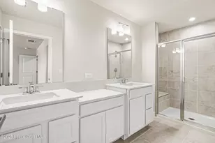 1875 Kendall Pointe Pl, Melbourne, FL 32935 - Photo 10