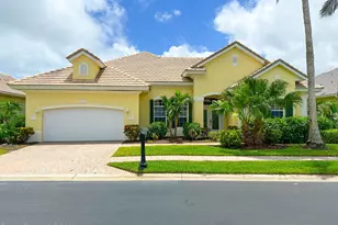 245 Clyde St, Melbourne Beach, FL 32951 - Photo 2