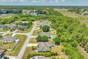 6107 NW Gause Ave, Port Saint Lucie, FL 34986 - Photo 2