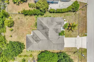 6107 NW Gause Ave, Port Saint Lucie, FL 34986 - Photo 22