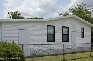 449 Dolphin Cir, Barefoot Bay, FL 32976 - Photo 20