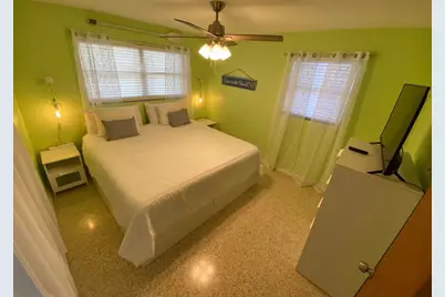 286 S Orlando Avenue, Cocoa Beach, FL 32931 - Photo 12