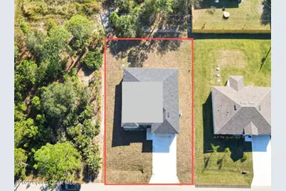 410 Flat River Street SW, Palm Bay, FL 32908 - Photo 4