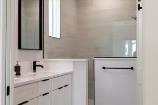 2148 Country Club Rd, Melbourne, FL 32901 - Photo 16