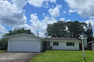 945 Cleveland St, Titusville, FL 32780 - Photo 2
