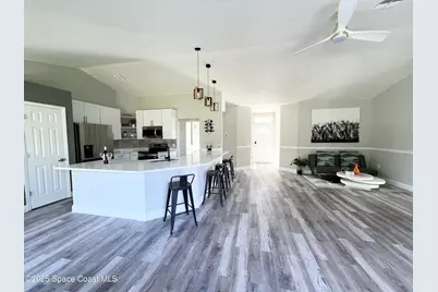 1271 Rabbit Street SE, Palm Bay, FL 32909 - Photo 2