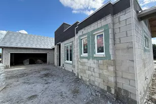 534 Mimosa St SW, Palm Bay, FL 32908 - Photo 4