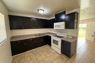 630 Brothers Ave, Melbourne, FL 32901 - Photo 8