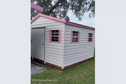 686 Sunrise Court NE, Palm Bay, FL 32907 - Photo 6