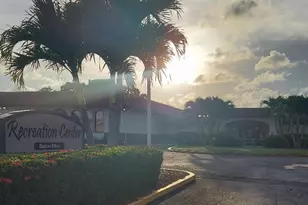 686 Sunrise Ct NE, Palm Bay, FL 32907 - Photo 26