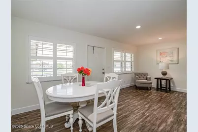 76 Royal Oak Drive #205, Vero Beach, FL 32962 - Photo 4