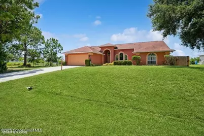 871 Quanah Street SE, Palm Bay, FL 32909 - Photo 2