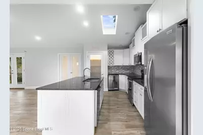 120 Cascade Avenue SE, Palm Bay, FL 32909 - Photo 8