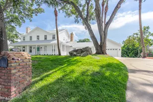 2123 Royal Oaks Dr, Rockledge, FL 32955 - Photo 2