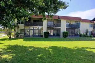 201 St Lucie Ln, Cocoa Beach, FL 32931 - Photo 16