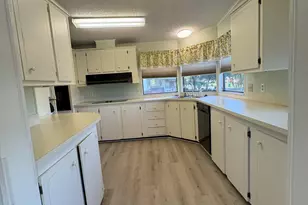 1300 Barefoot Cir, Barefoot Bay, FL 32976 - Photo 16