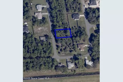 3281 San Miguel Avenue SE, Palm Bay, FL 32909 - Photo 2
