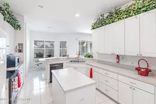 2343 Woodfield Cir, Melbourne, FL 32904 - Photo 12