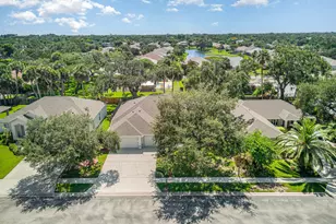 2343 Woodfield Cir, Melbourne, FL 32904 - Photo 30