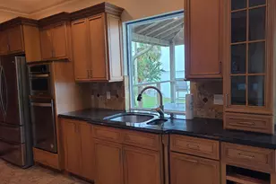2557 Pineapple Ave, Melbourne, FL 32935 - Photo 4