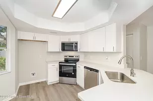 1034 Villa Dr, Melbourne, FL 32940 - Photo 10