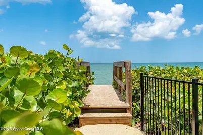 3031 Hafen Lane #205, Melbourne Beach, FL 32951 - Photo 4