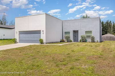 728 Daysland Avenue SW, Palm Bay, FL 32908 - Photo 2