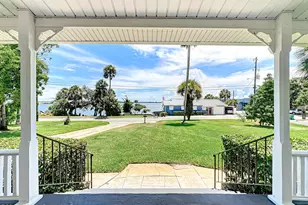 2811 Indian River Dr, Cocoa, FL 32922 - Photo 2