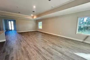 929 Altair Wy, Grant-Valkaria, FL 32950 - Photo 4