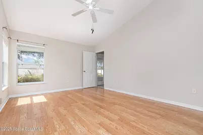 13206 Biscayne Drive, Grand Island, FL 32735 - Photo 12