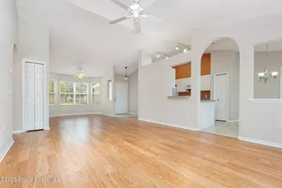 13206 Biscayne Drive, Grand Island, FL 32735 - Photo 4