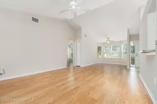 13206 Biscayne Dr, Grand Island, FL 32735 - Photo 2